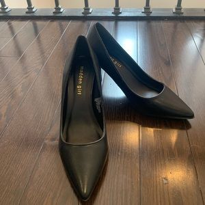Black Pointy Toe Heels